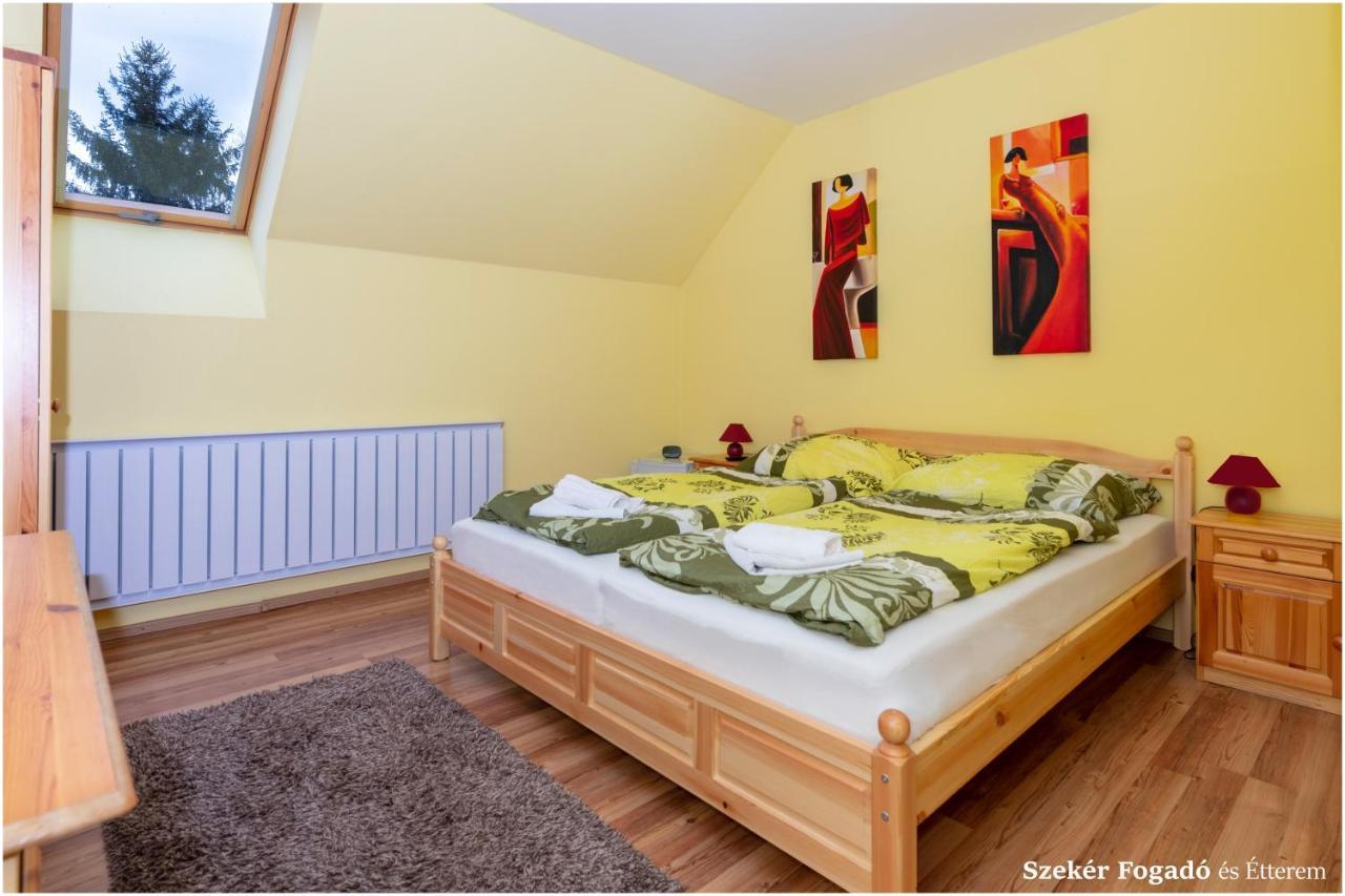 Szeker Fogado Bed & Breakfast Bátonyterenye Dış mekan fotoğraf