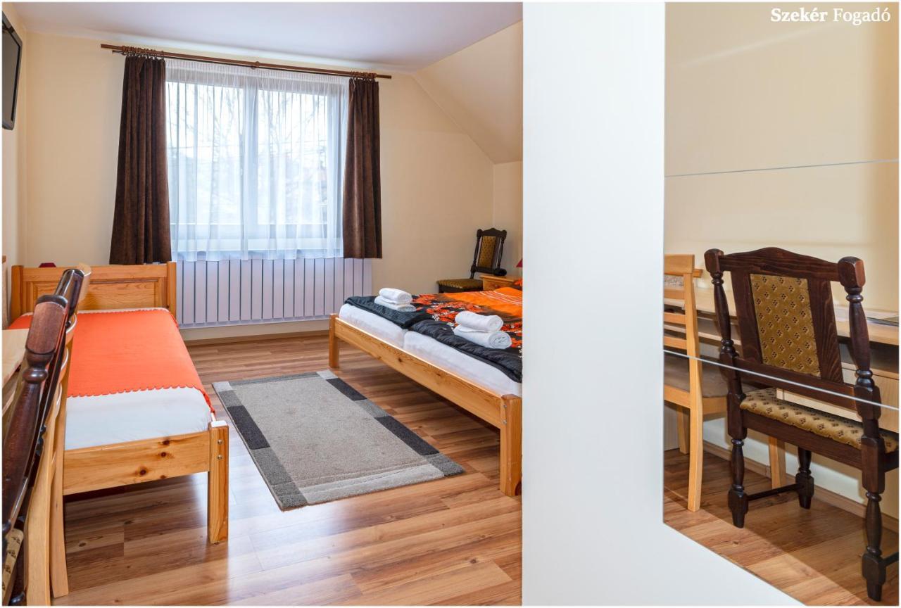 Szeker Fogado Bed & Breakfast Bátonyterenye Dış mekan fotoğraf